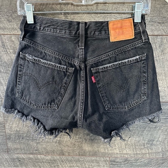 Levi's 501 High-rise Wise Up Black Jean Shorts - Picture 6 of 9